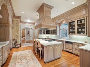 412 Timberwilde Lane, Hunters Creek Village TX 77024