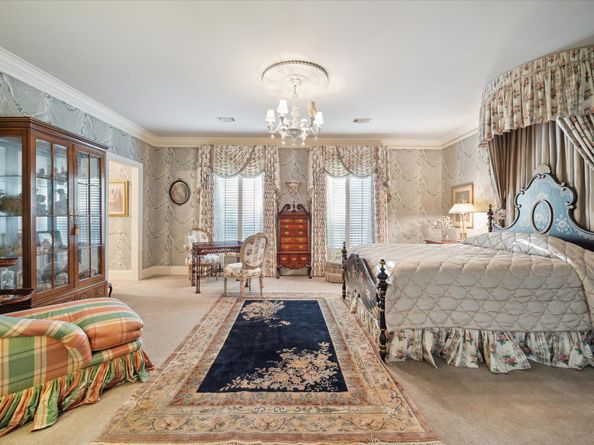 412 Timberwilde Lane, Hunters Creek Village TX 77024