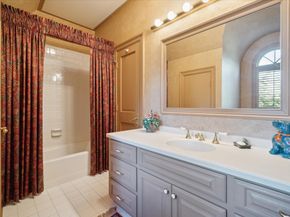 412 Timberwilde Lane, Hunters Creek Village TX 77024