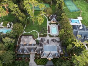 412 Timberwilde Lane, Hunters Creek Village TX 77024