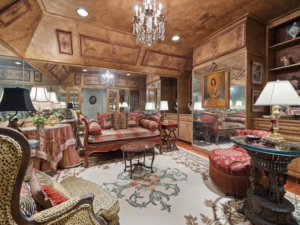 412 Timberwilde Lane, Hunters Creek Village TX 77024