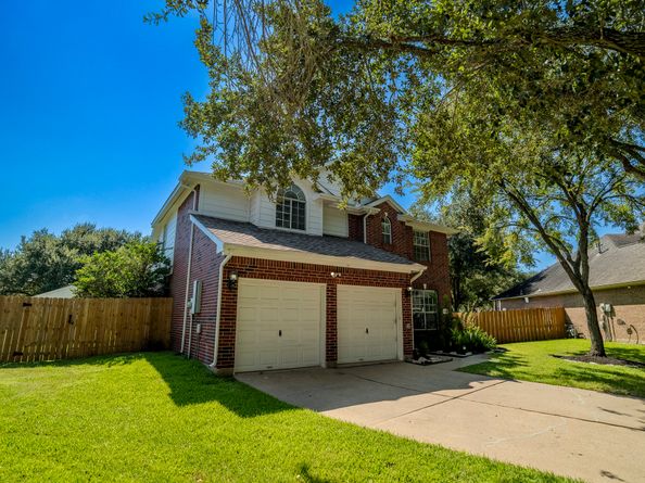 1123 Woodley Bend, Sugar Land TX 77479