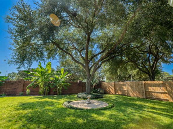 1123 Woodley Bend, Sugar Land TX 77479