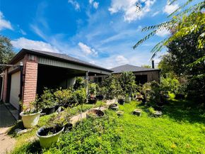 9415 Danforth Way, Houston TX 77083