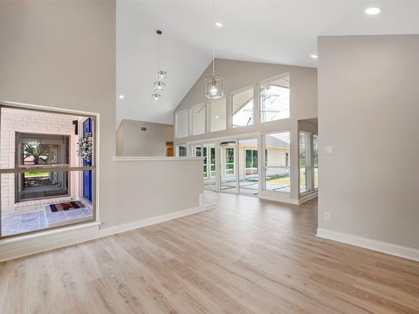 2702 Fairway Drive, Sugar Land TX 77478