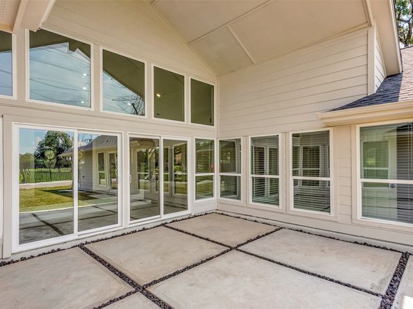 2702 Fairway Drive, Sugar Land TX 77478