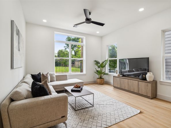 3417 Stonewall Street, Houston TX 77020