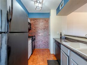 18519 Egret Bay Boulevard 1407, Webster TX 77058