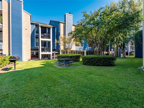 18519 Egret Bay Boulevard 1407, Webster TX 77058