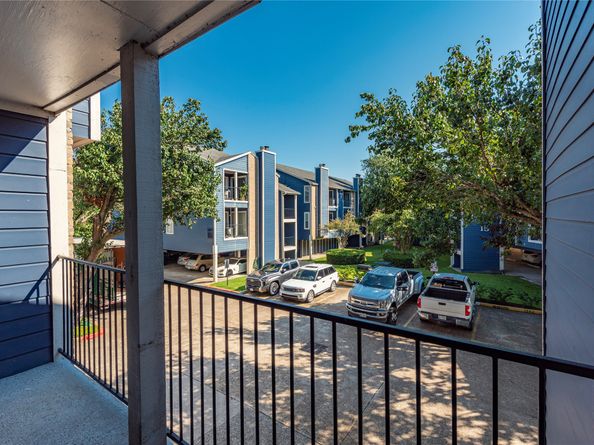 18519 Egret Bay Boulevard 1407, Webster TX 77058