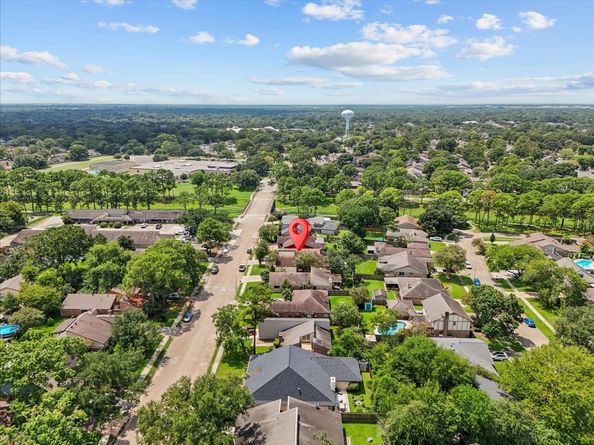 16215 Hickory Knoll Drive, Houston TX 77059