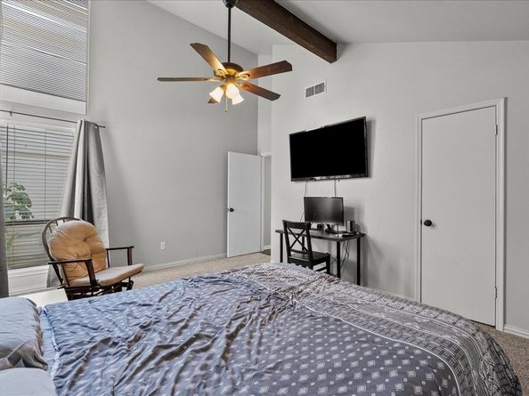 16215 Hickory Knoll Drive, Houston TX 77059