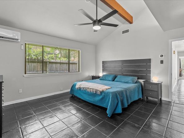 16215 Hickory Knoll Drive, Houston TX 77059