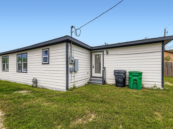 7846 Howton Street, Houston TX 77028