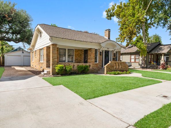 928 W Temple Street, Houston TX 77009