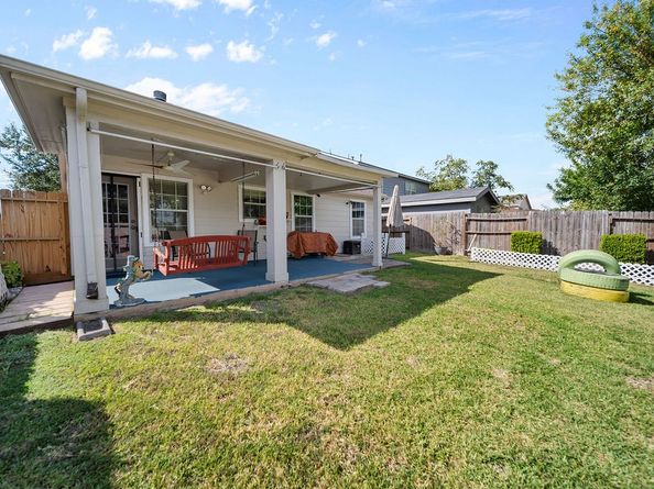9214 Kendale Drive, Houston TX 77083