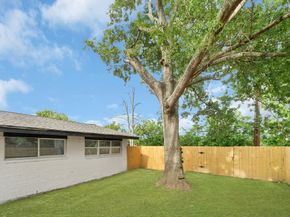 11103 Greenwillow Street, Houston TX 77035