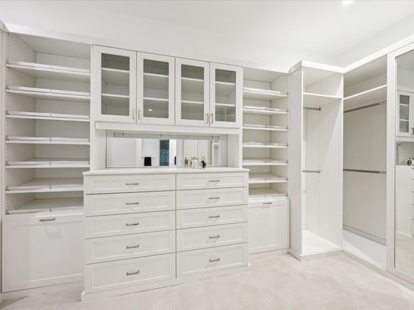 4521 San Felipe Street 23045, Houston TX 77027