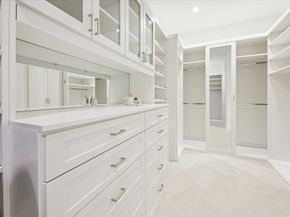 4521 San Felipe Street 23045, Houston TX 77027