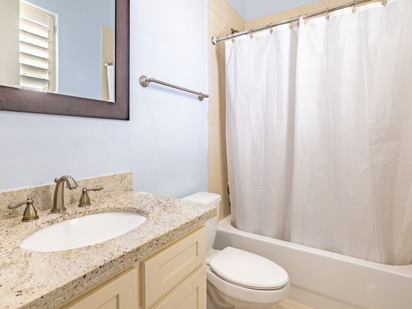 10929 Upland Park, Houston TX 77043