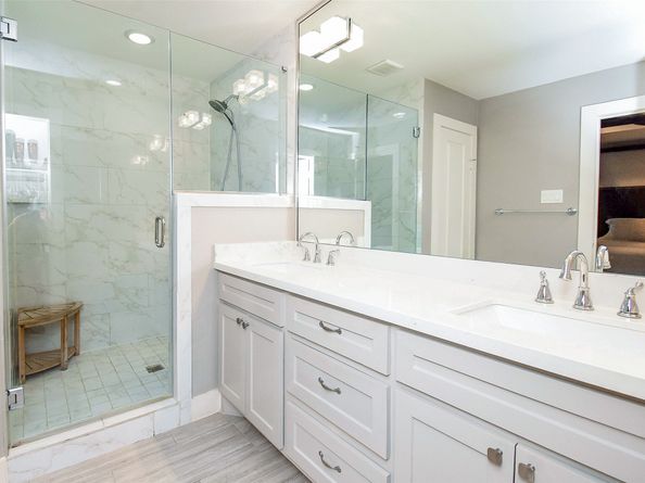 5330 Jackwood Street, Houston TX 77096