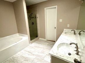 50 Evanston Street 5, Houston TX 77015