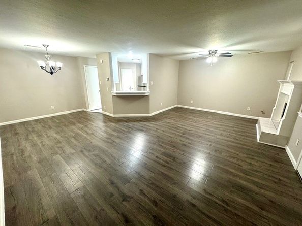 50 Evanston Street 5, Houston TX 77015