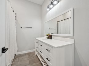 8411 Berry Brush Lane, Houston TX 77022