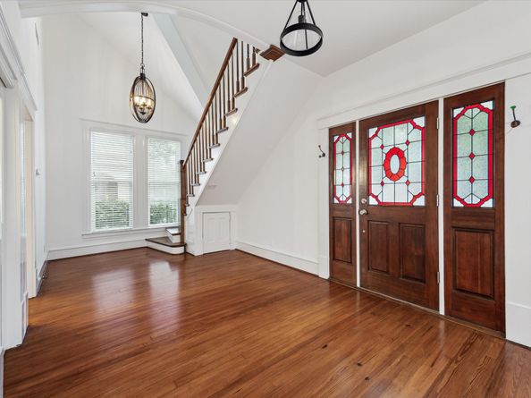 208 E 12th Street, Houston TX 77008