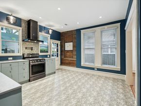 208 E 12th Street, Houston TX 77008