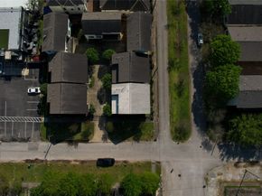 2205 Bastrop Street, Houston TX 77003