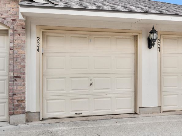 6607 Lake Woodlands Drive 224, The Woodlands TX 77382