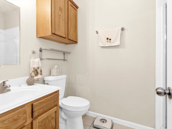 6607 Lake Woodlands Drive 224, The Woodlands TX 77382