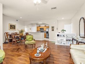 6607 Lake Woodlands Drive 224, The Woodlands TX 77382