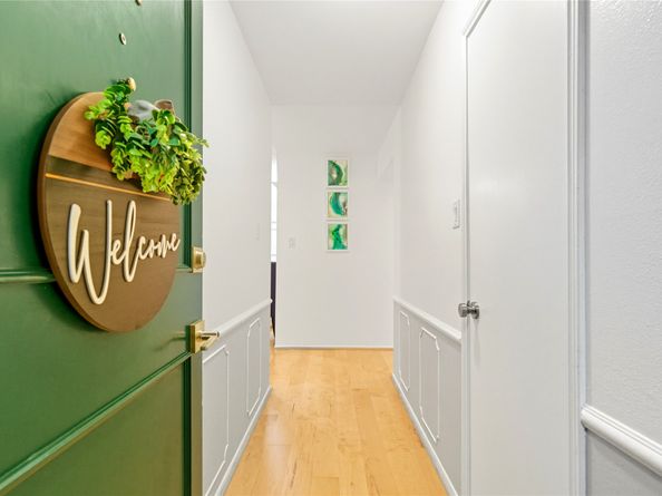 359 N Post Oak Lane 221, Houston TX 77024