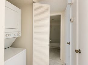 12123 Lemon Ridge Lane 121, Houston TX 77035