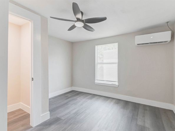 1505 Ryon Street Street, Houston TX 77009