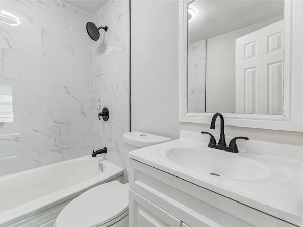 1505 Ryon Street Street, Houston TX 77009