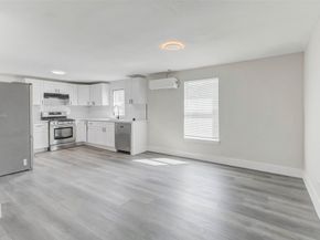 1505 Ryon Street Street, Houston TX 77009