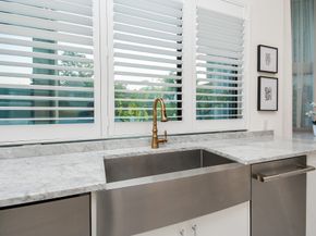 32 E Shady Lane, Houston TX 77063