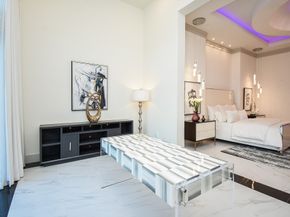 32 E Shady Lane, Houston TX 77063