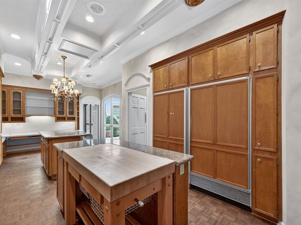 4866 Post Oak Timber Drive, Houston TX 77056