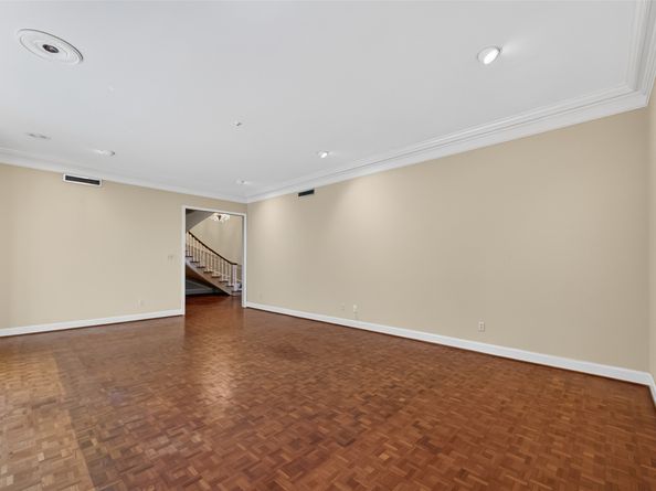4866 Post Oak Timber Drive, Houston TX 77056