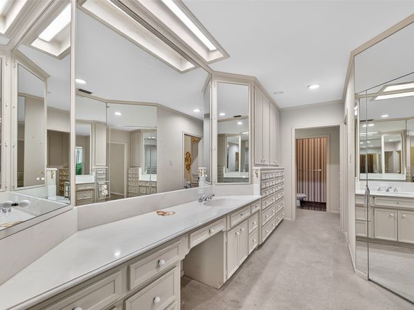 4866 Post Oak Timber Drive, Houston TX 77056