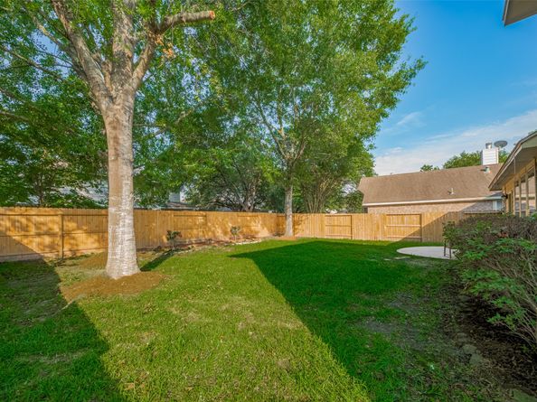 31214 Windcrest Park Lane, Spring TX 77386