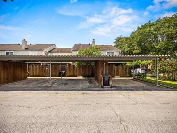 9501 Fondren Road 9, Houston TX 77074