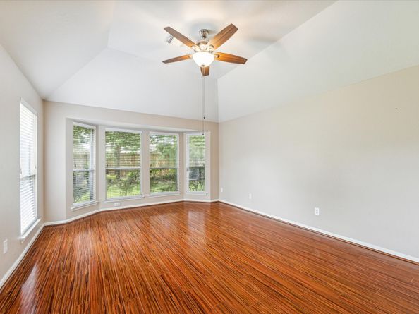 18703 Summercliff Lane, Tomball TX 77377
