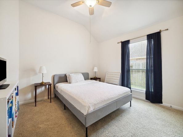 18703 Summercliff Lane, Tomball TX 77377