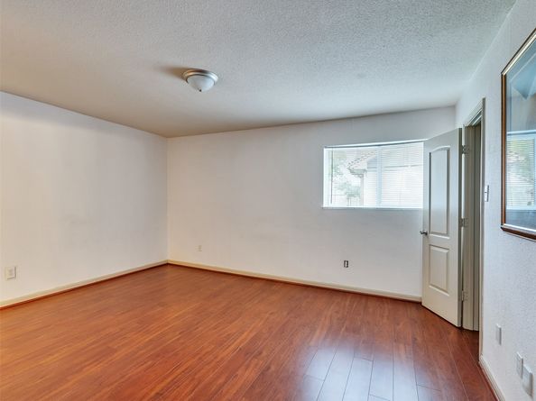 1701 Upland Drive 216, Houston TX 77043