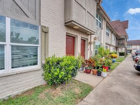1701 Upland Drive 216, Houston TX 77043